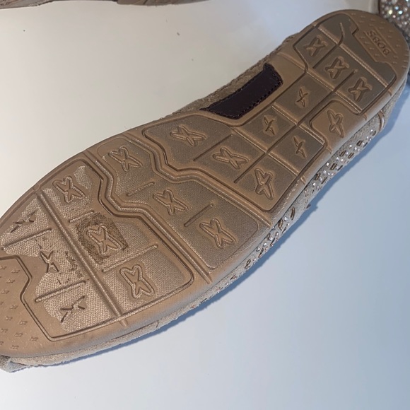 BOBS - Picture 4 of 7